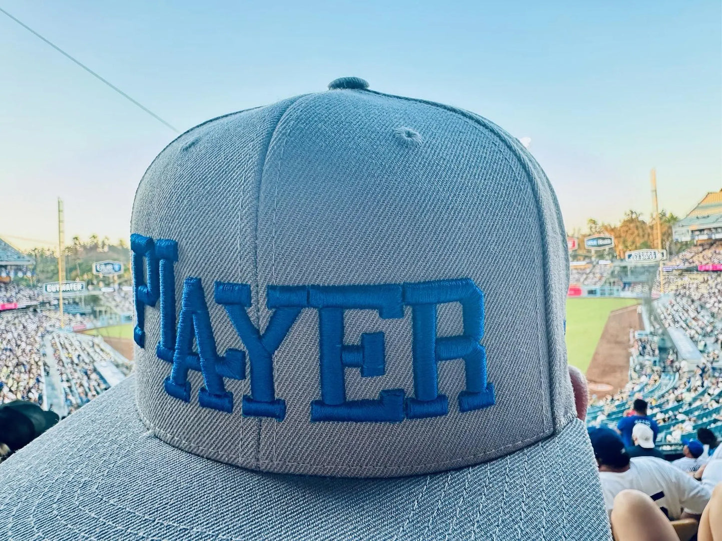 PLAYER – snapback hat grey/blue
